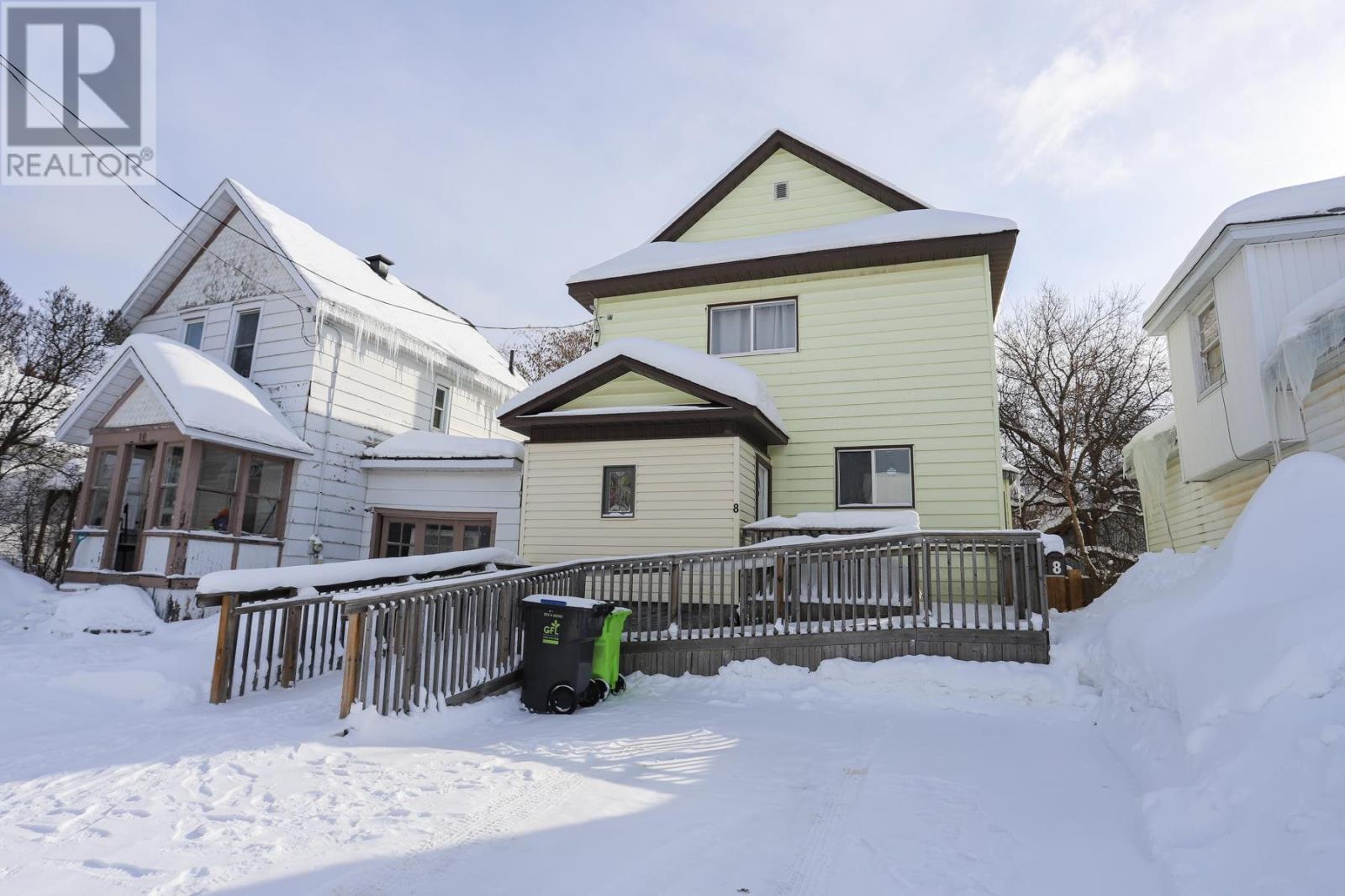 8 Dufferin St, Sault Ste. Marie, Ontario P6B 2N4 - Photo 3 - SM260166