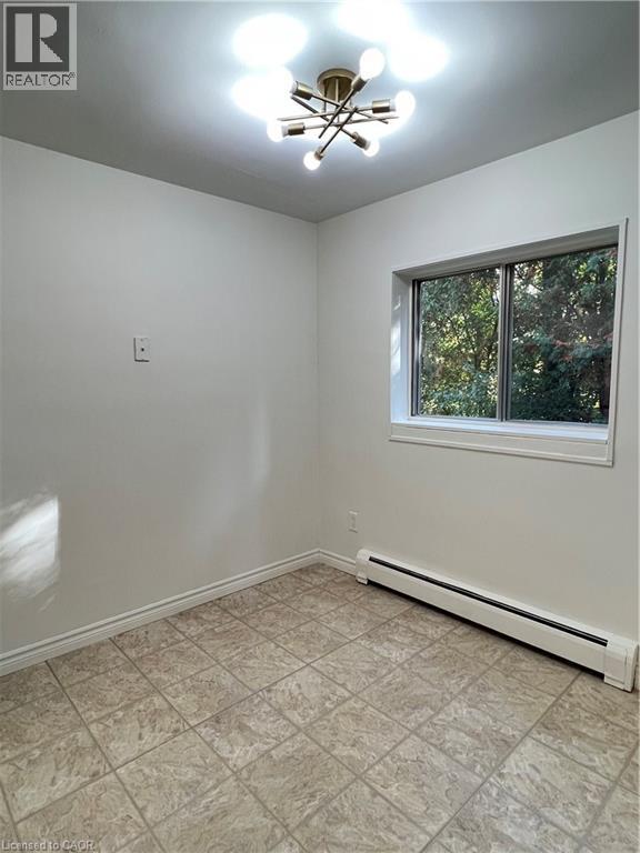 475 Parkside Drive Unit# 15, Waterloo, Ontario  N2L 4X6 - Photo 4 - 40805804