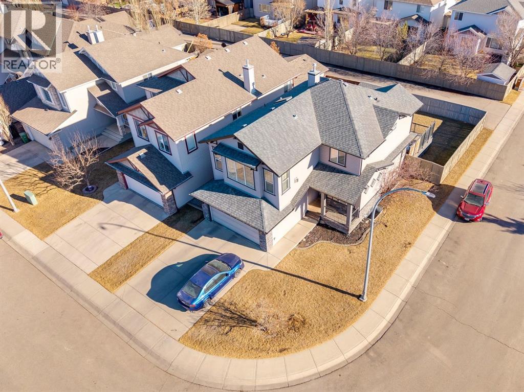 2841 Coopers Manor Sw, Airdrie, Alberta  T4B 3J7 - Photo 3 - A2286155