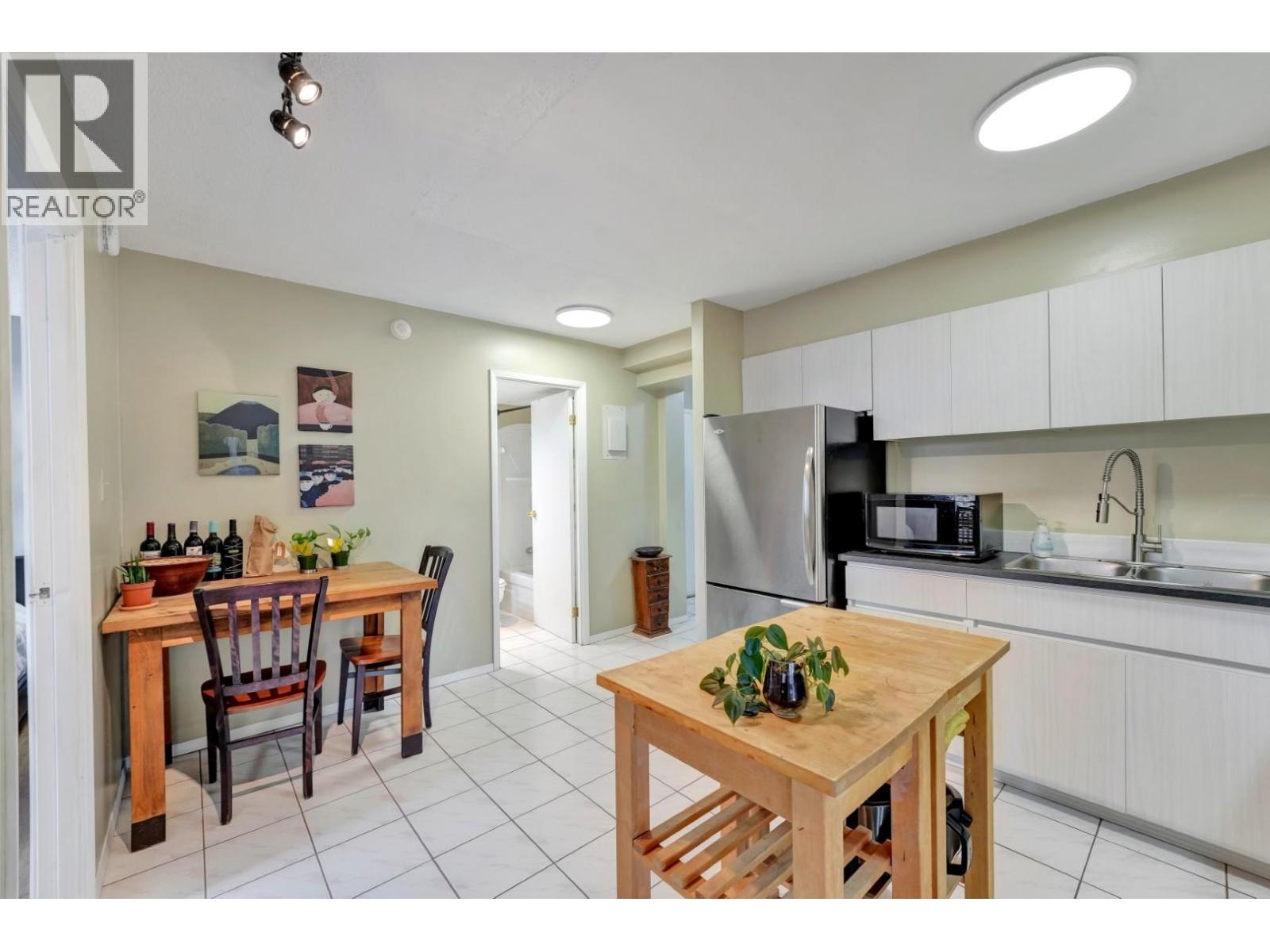 2206 3755 Bartlett Court, Burnaby, British Columbia  V3J 7G7 - Photo 13 - R3090594