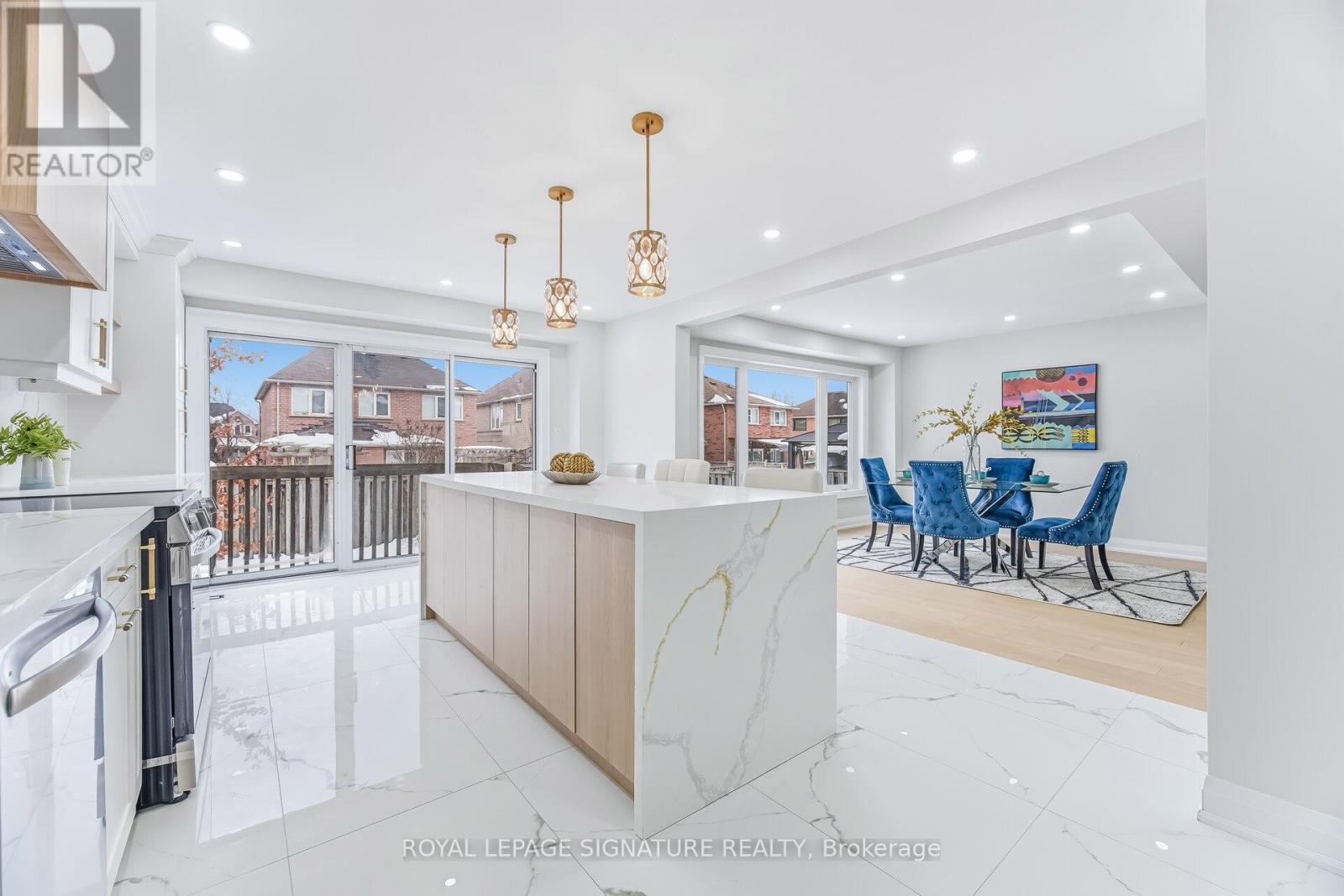 22 Rangeland Road, Brampton, Ontario  L6R 1L4 - Photo 2 - W12794584