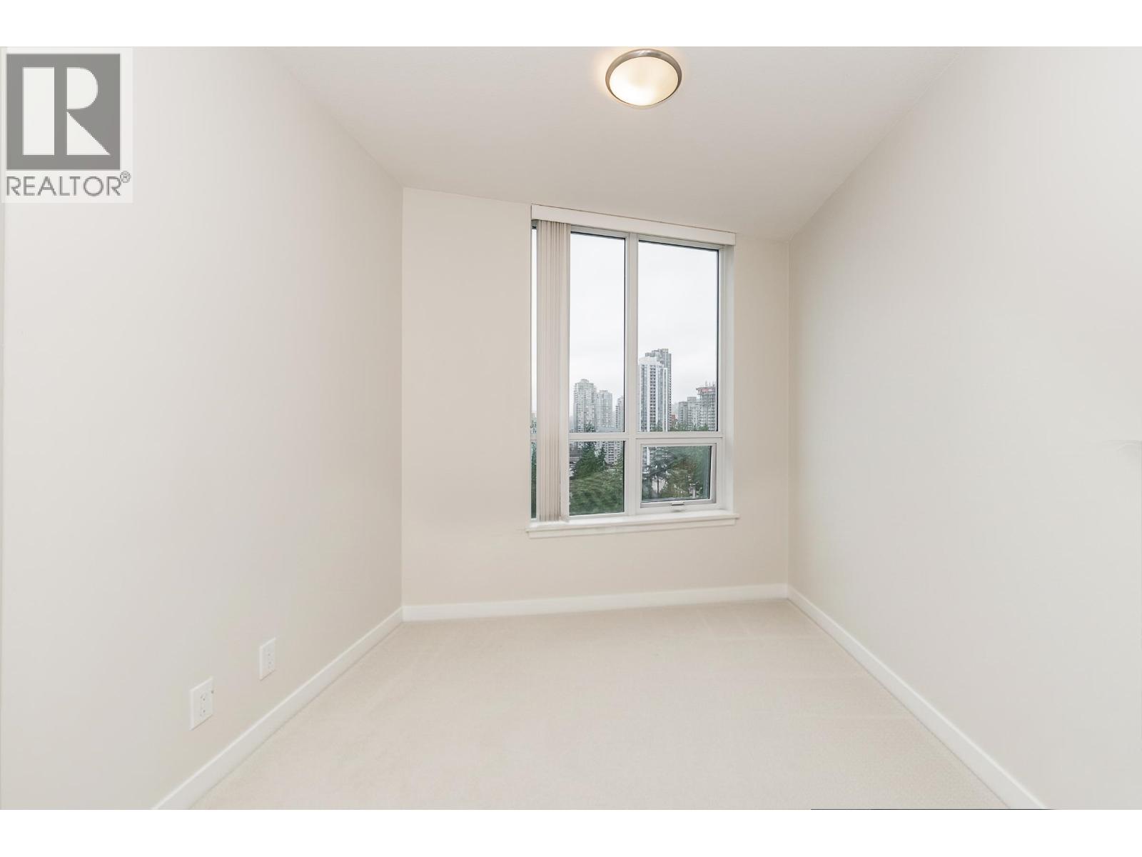 2207 3093 Windsor Gate, Coquitlam, British Columbia  V3B 0N2 - Photo 14 - R3090627