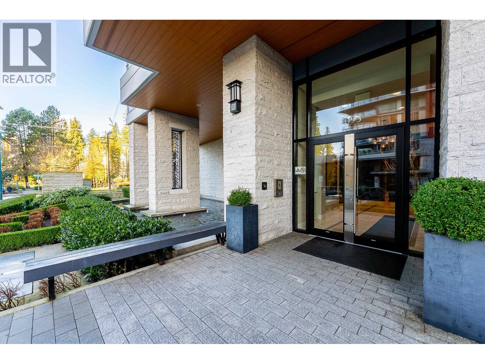 2207 3093 Windsor Gate, Coquitlam, British Columbia  V3B 0N2 - Photo 31 - R3090627