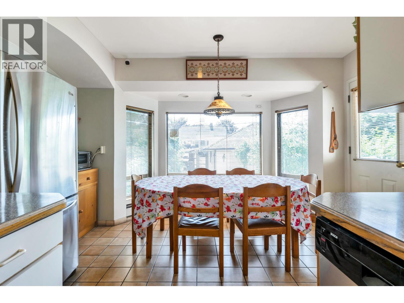 3778 Triumph Street, Burnaby, British Columbia  V5C 1Y4 - Photo 7 - R3090665