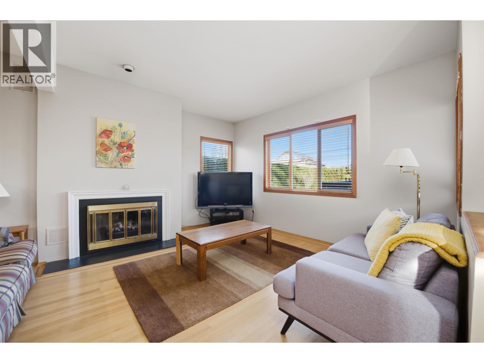 2865 W 30th Avenue, Vancouver, British Columbia  V6L 1Z1 - Photo 2 - R3090687