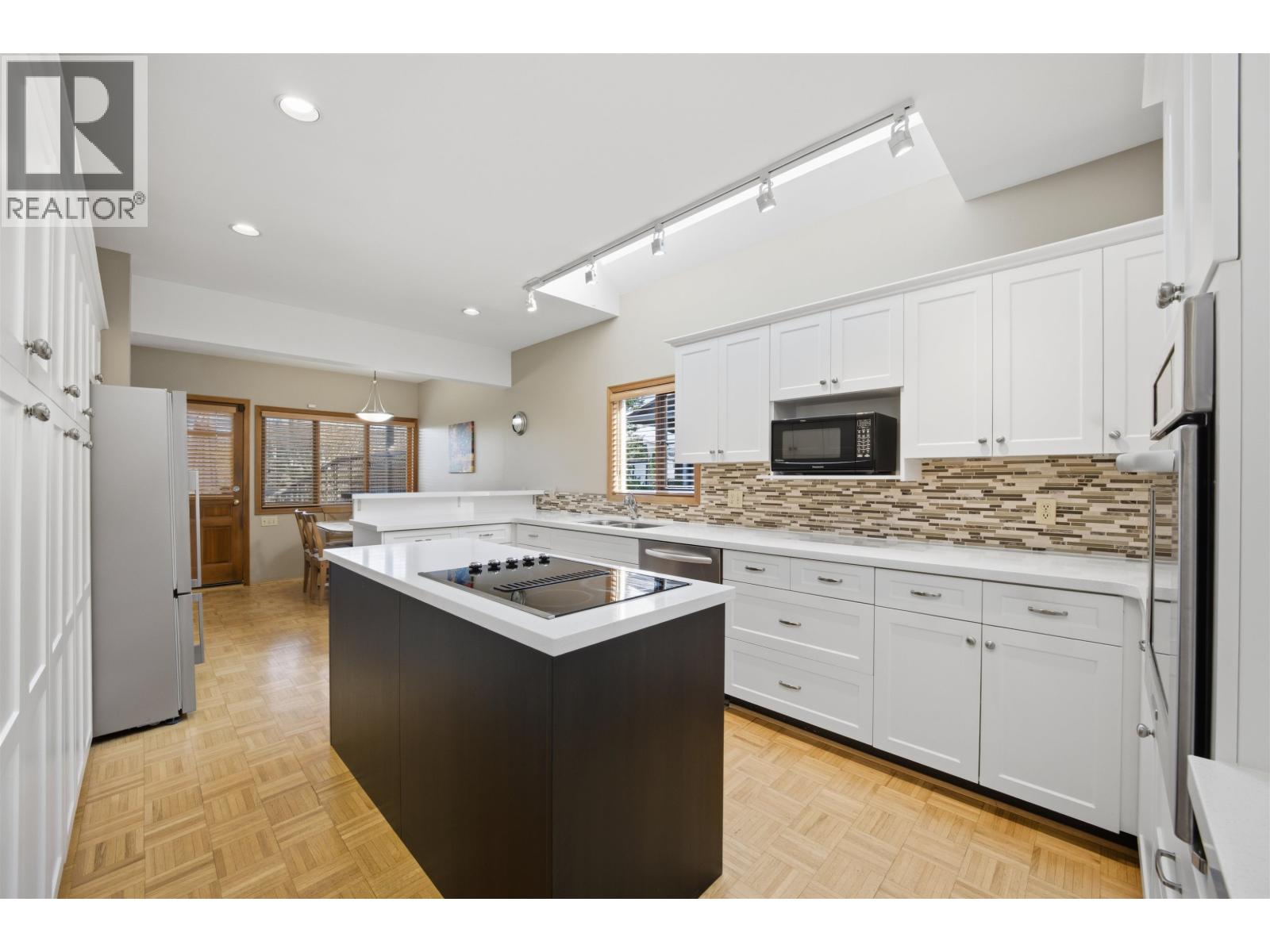 2865 W 30th Avenue, Vancouver, British Columbia  V6L 1Z1 - Photo 6 - R3090687