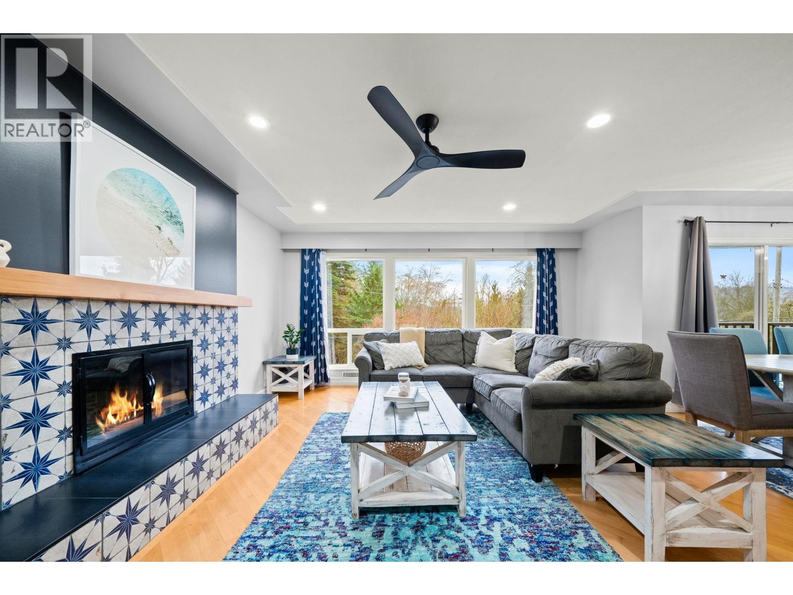 4174 Dollarton Highway, North Vancouver, British Columbia  V7G 1A2 - Photo 3 - R3090513