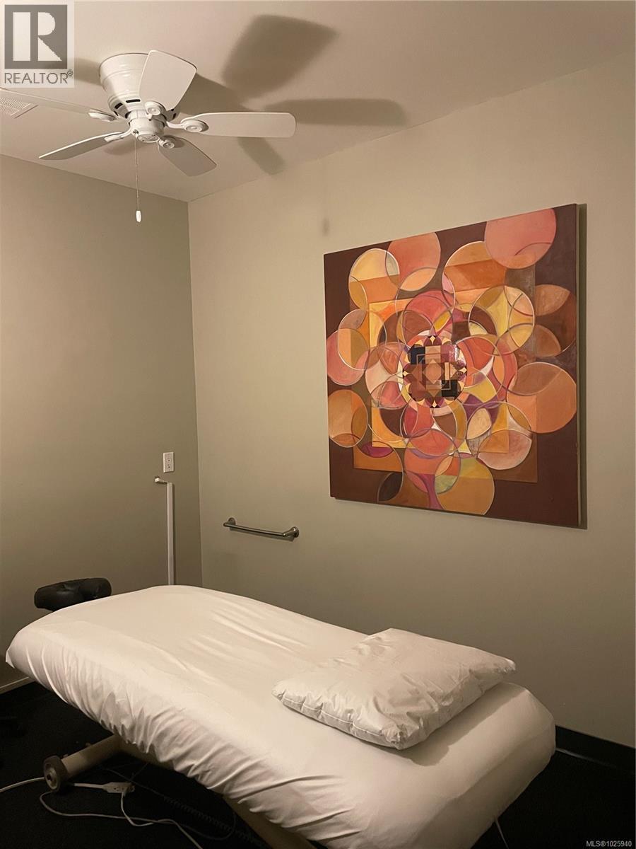 101 1121 Yates St, Victoria, British Columbia  V8V 3N1 - Photo 10 - 1025940