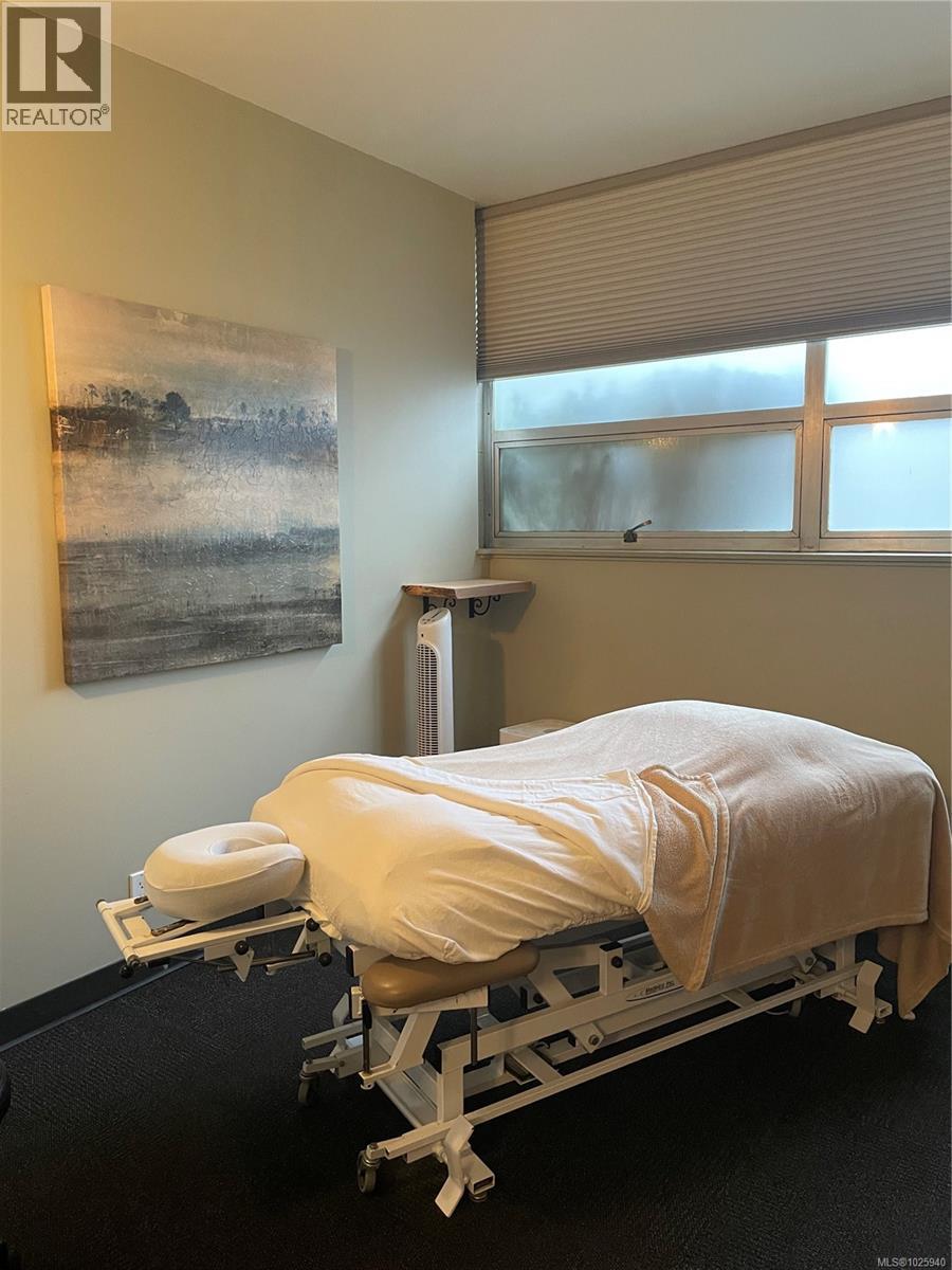 101 1121 Yates St, Victoria, British Columbia  V8V 3N1 - Photo 6 - 1025940