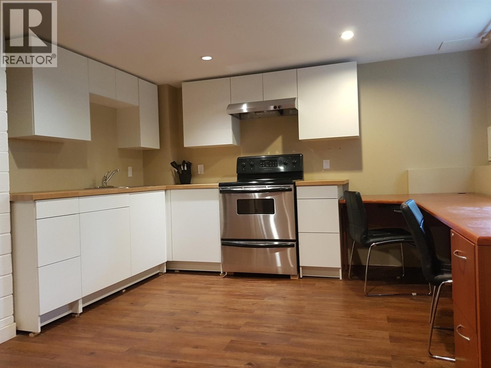 420 Kelly Street, New Westminster, British Columbia  V3L 3T6 - Photo 4 - R3089650