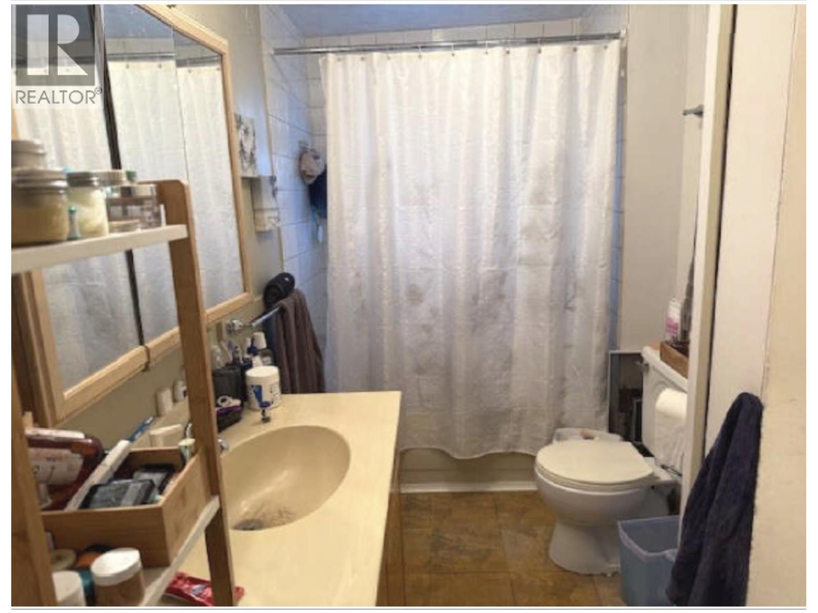 420 Kelly Street, New Westminster, British Columbia  V3L 3T6 - Photo 8 - R3089650