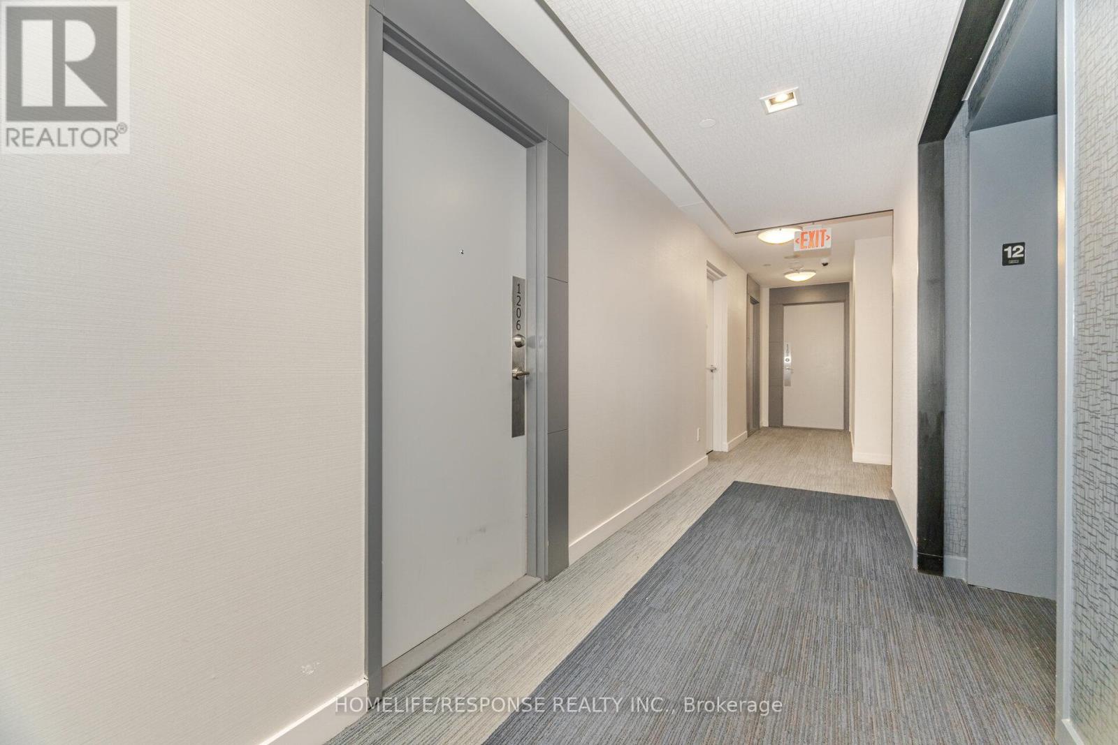 1206 - 55 Oneida Crescent, Richmond Hill, Ontario  L4B 0E8 - Photo 4 - N12795622