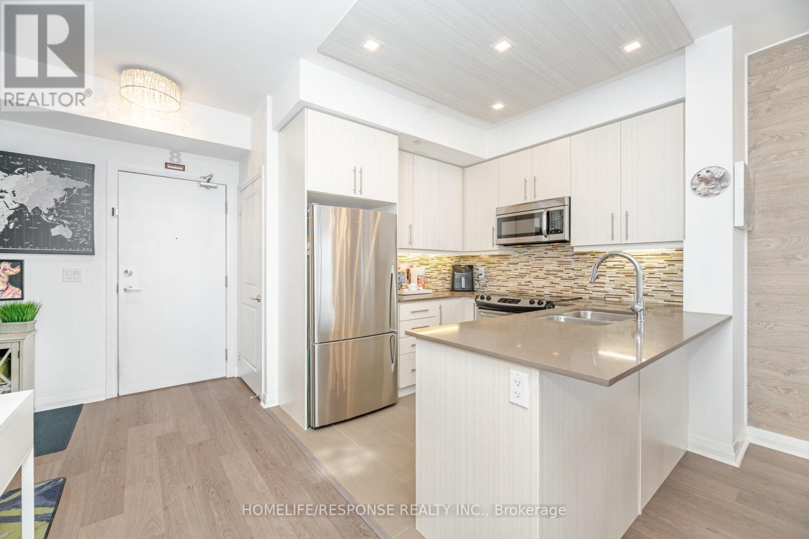 1206 - 55 Oneida Crescent, Richmond Hill, Ontario  L4B 0E8 - Photo 8 - N12795622