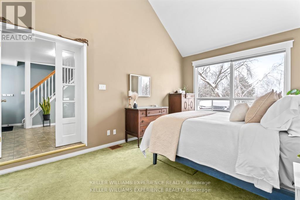 829 Memorial Avenue, Orillia, Ontario  L3V 0T7 - Photo 20 - S12795396