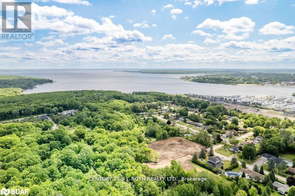 300 Centennial Drive, Midland, Ontario  L4R 5H9 - Photo 3 - S12795620