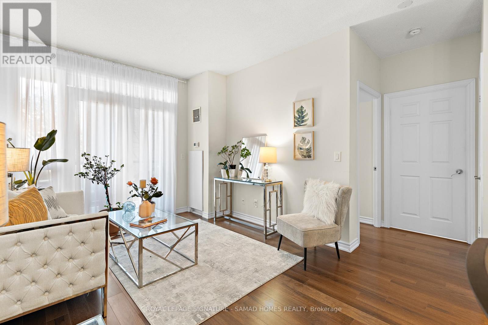 215 - 1135 Royal York Road, Toronto, Ontario  M9A 0C3 - Photo 10 - W12795566