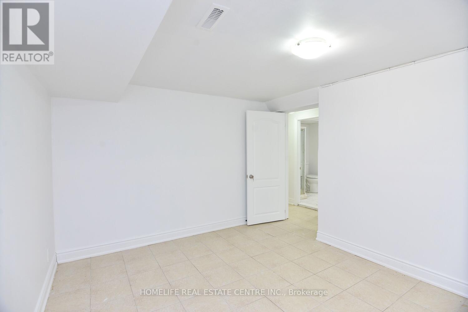 1741 Countryside Drive, Brampton, Ontario  L6R 0B7 - Photo 31 - W12795572