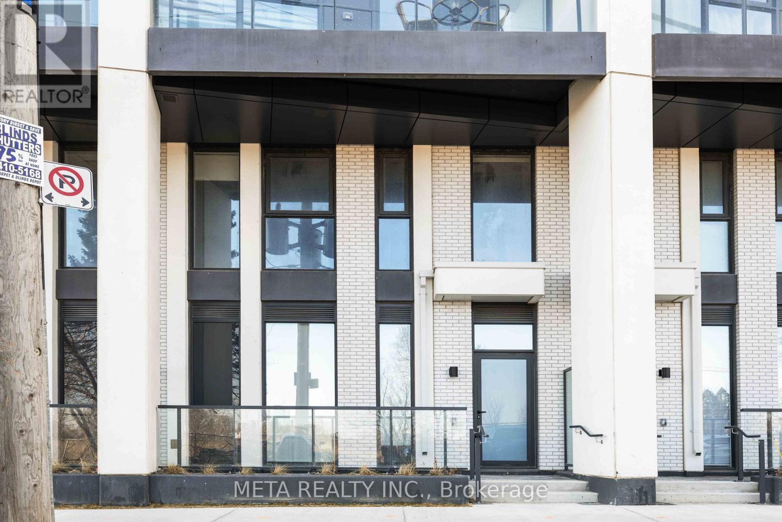 107 - 36 Zorra Street, Toronto, Ontario  M8Z 0G5 - Photo 2 - W12795580