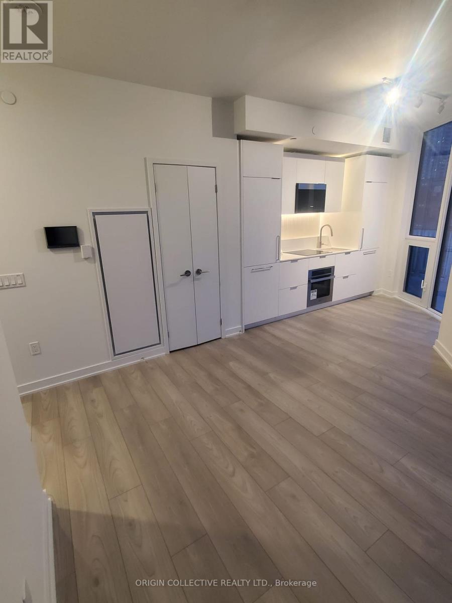 804 - 1 Fairview Road E, Mississauga, Ontario  L5A 4C6 - Photo 18 - W12795614