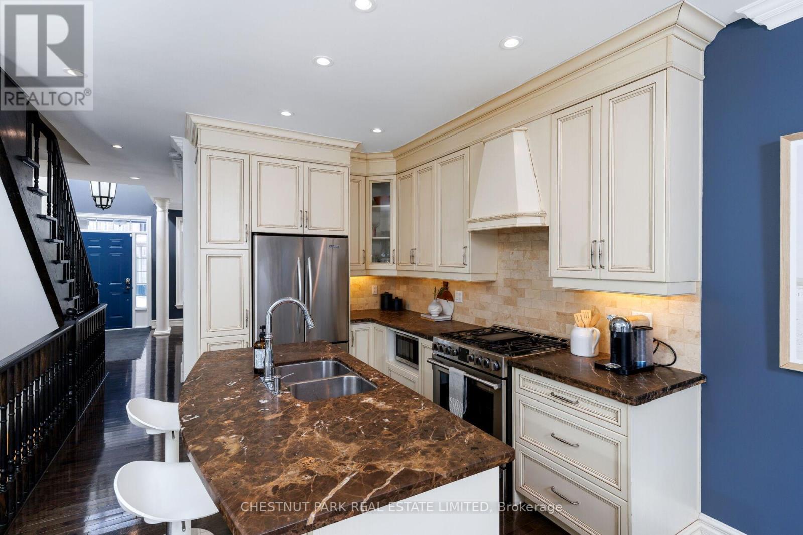 30 - 5 Tyre Avenue, Toronto, Ontario  M9A 1C5 - Photo 15 - W12795618