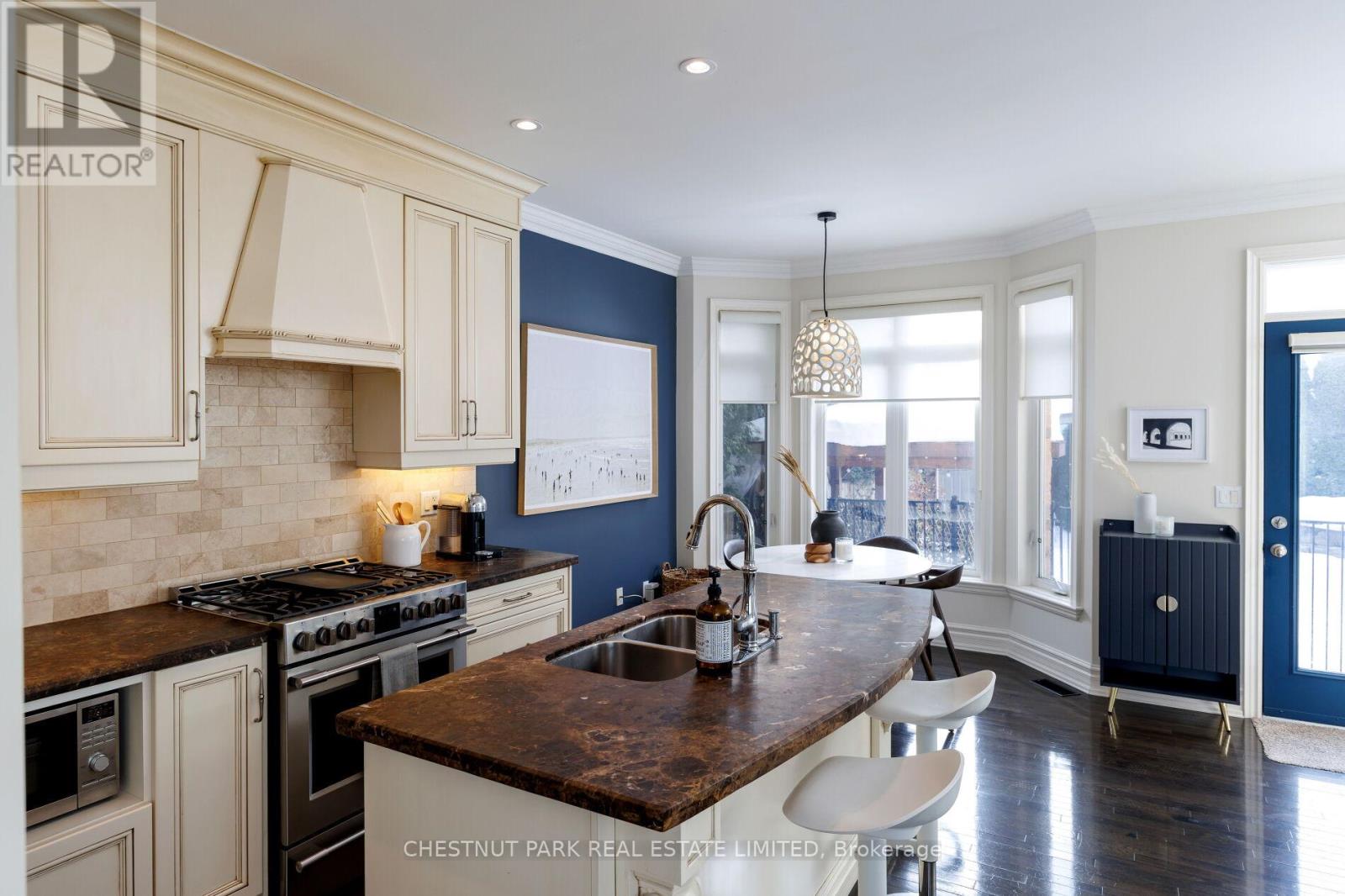 30 - 5 Tyre Avenue, Toronto, Ontario  M9A 1C5 - Photo 16 - W12795618