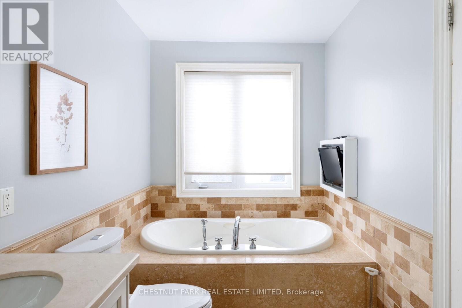 30 - 5 Tyre Avenue, Toronto, Ontario  M9A 1C5 - Photo 21 - W12795618