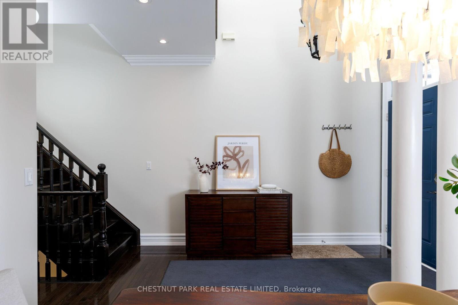 30 - 5 Tyre Avenue, Toronto, Ontario  M9A 1C5 - Photo 4 - W12795618