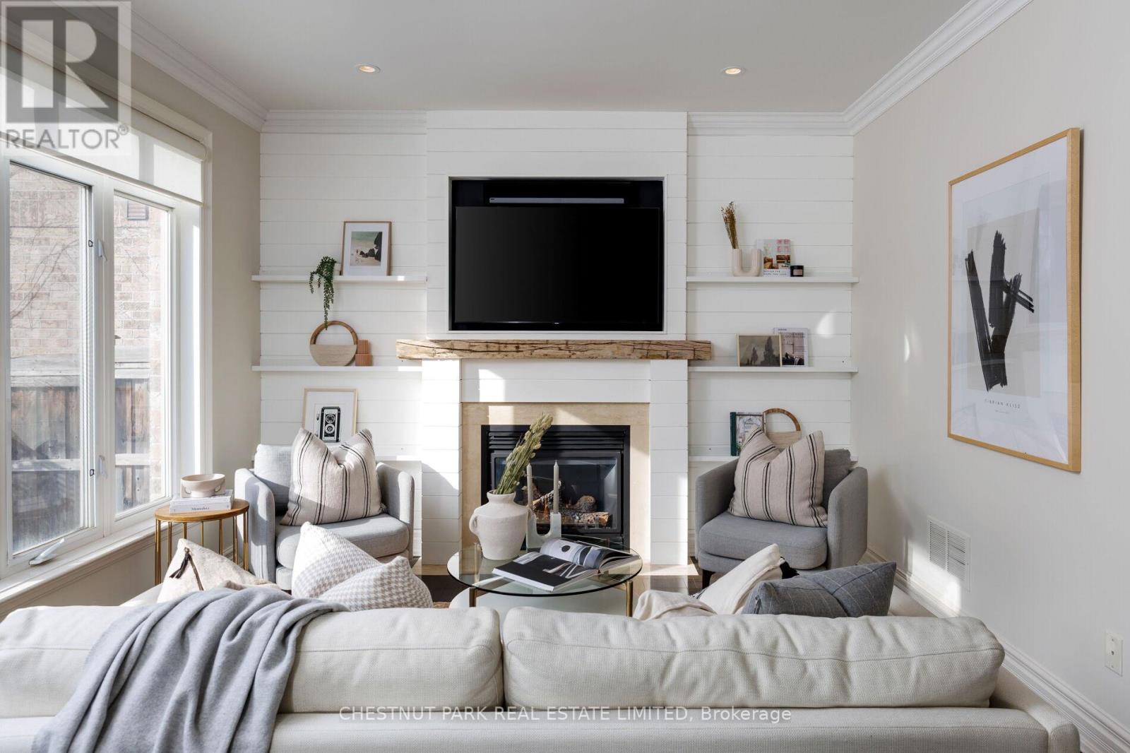 30 - 5 Tyre Avenue, Toronto, Ontario  M9A 1C5 - Photo 8 - W12795618