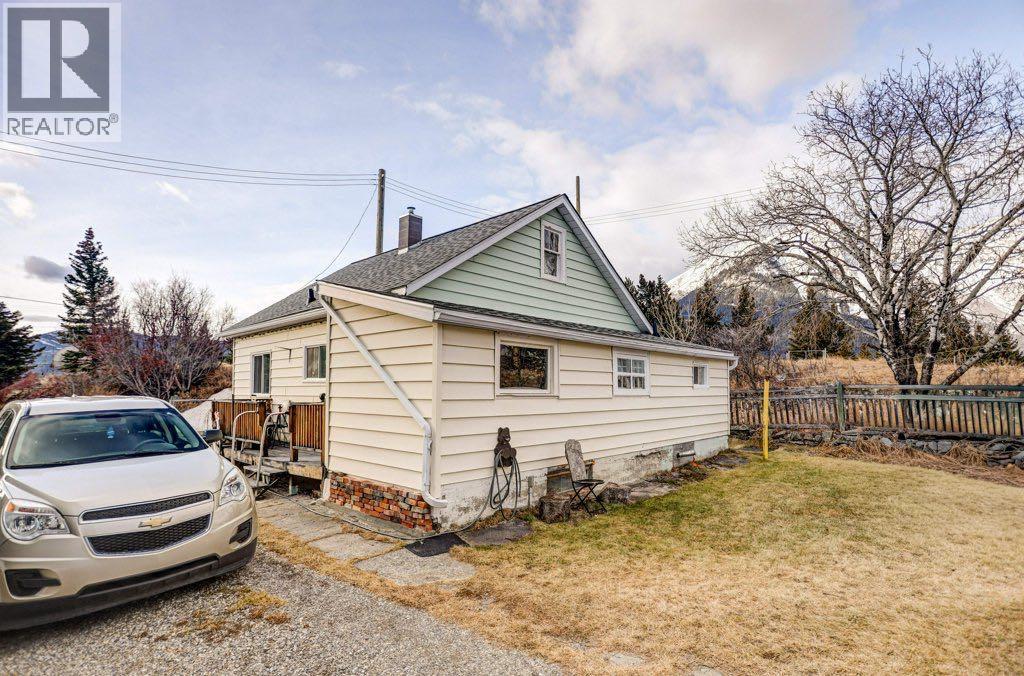 2206 211 Street, Bellevue, Alberta  T0K 0C0 - Photo 7 - A2286895