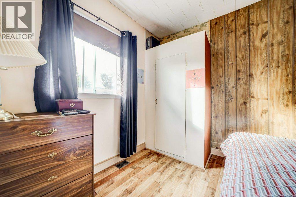 2206 211 Street, Bellevue, Alberta  T0K 0C0 - Photo 20 - A2286895