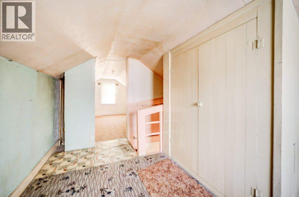 2206 211 Street, Bellevue, Alberta  T0K 0C0 - Photo 29 - A2286895