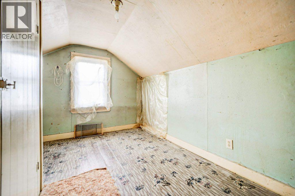 2206 211 Street, Bellevue, Alberta  T0K 0C0 - Photo 27 - A2286895