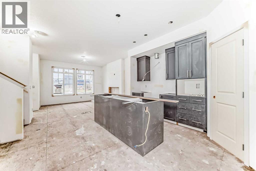 170 Marmot Green Nw, Calgary, Alberta  T3R 2J8 - Photo 11 - A2271808