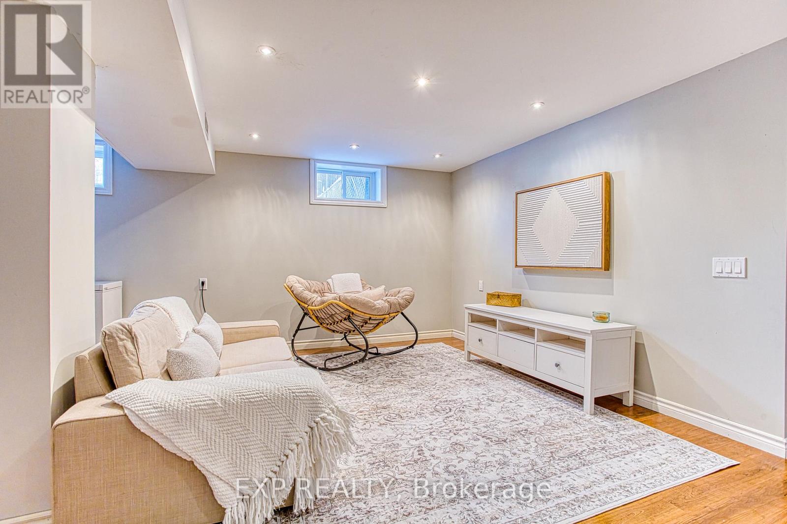 15 Passmore Street, Hamilton, Ontario  L8G 3J4 - Photo 24 - X12795590