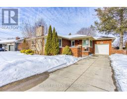 15 PASSMORE STREET, Hamilton, Ontario