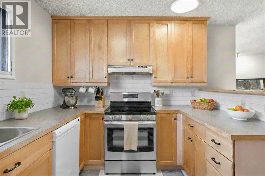 6420 30 Avenue Nw, Calgary, Alberta  T3B 1J7 - Photo 9 - A2286682