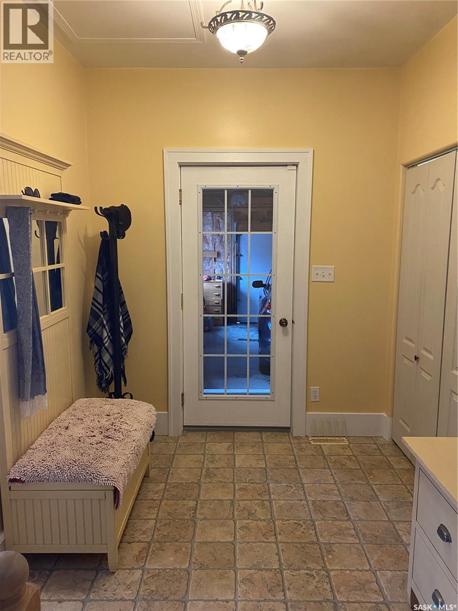 625 Centre Street, Shaunavon, Saskatchewan  S0N 2M0 - Photo 10 - SK028732