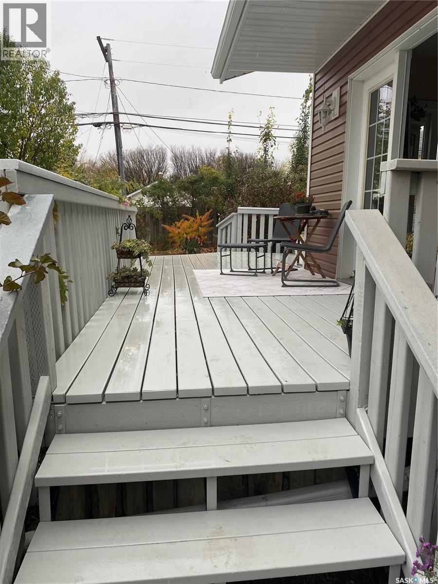 625 Centre Street, Shaunavon, Saskatchewan  S0N 2M0 - Photo 28 - SK028732