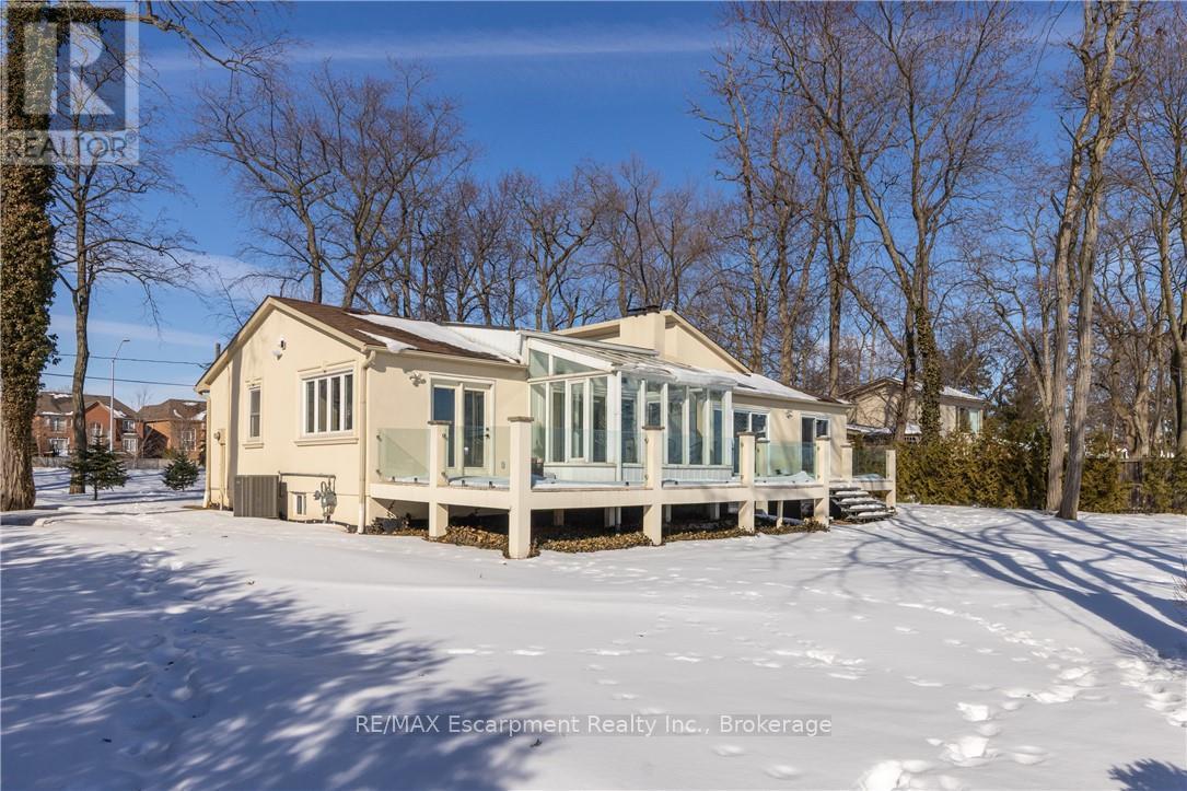 3346 Lakeshore Road W, Oakville, Ontario  L6L 6S6 - Photo 26 - W12795722