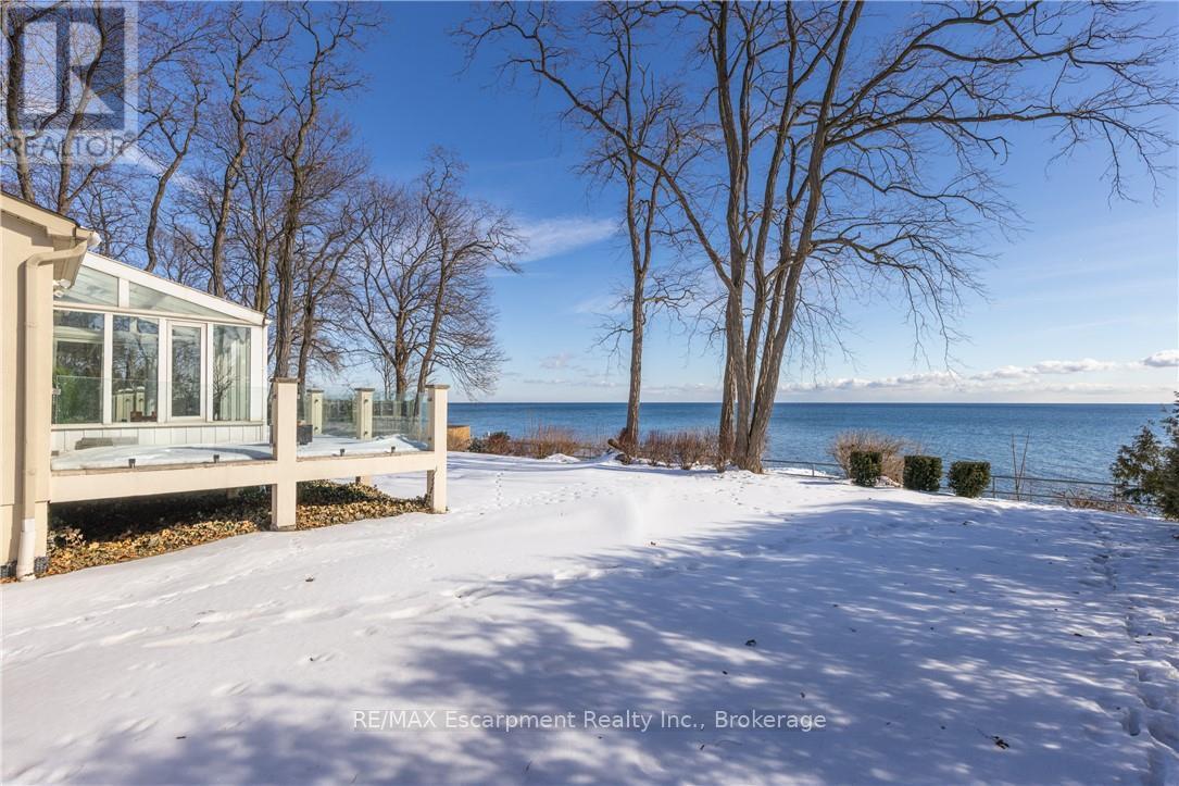 3346 Lakeshore Road W, Oakville, Ontario  L6L 6S6 - Photo 28 - W12795722