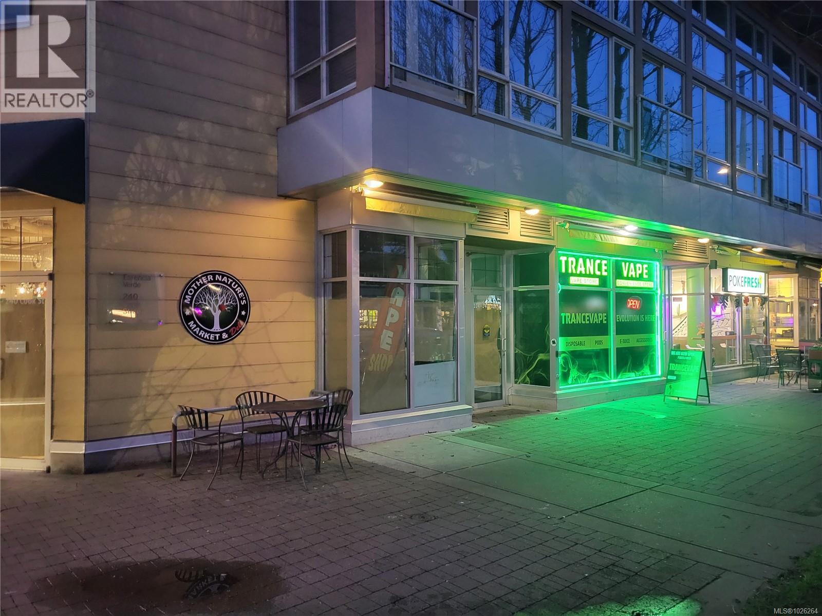 105 240 Cook St, Victoria, British Columbia  V8V 3X3 - Photo 3 - 1026264