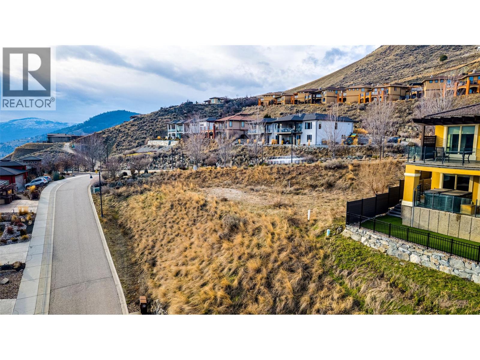 215 Harvest Court, Vernon, British Columbia  V1H 1Z9 - Photo 7 - 10375430