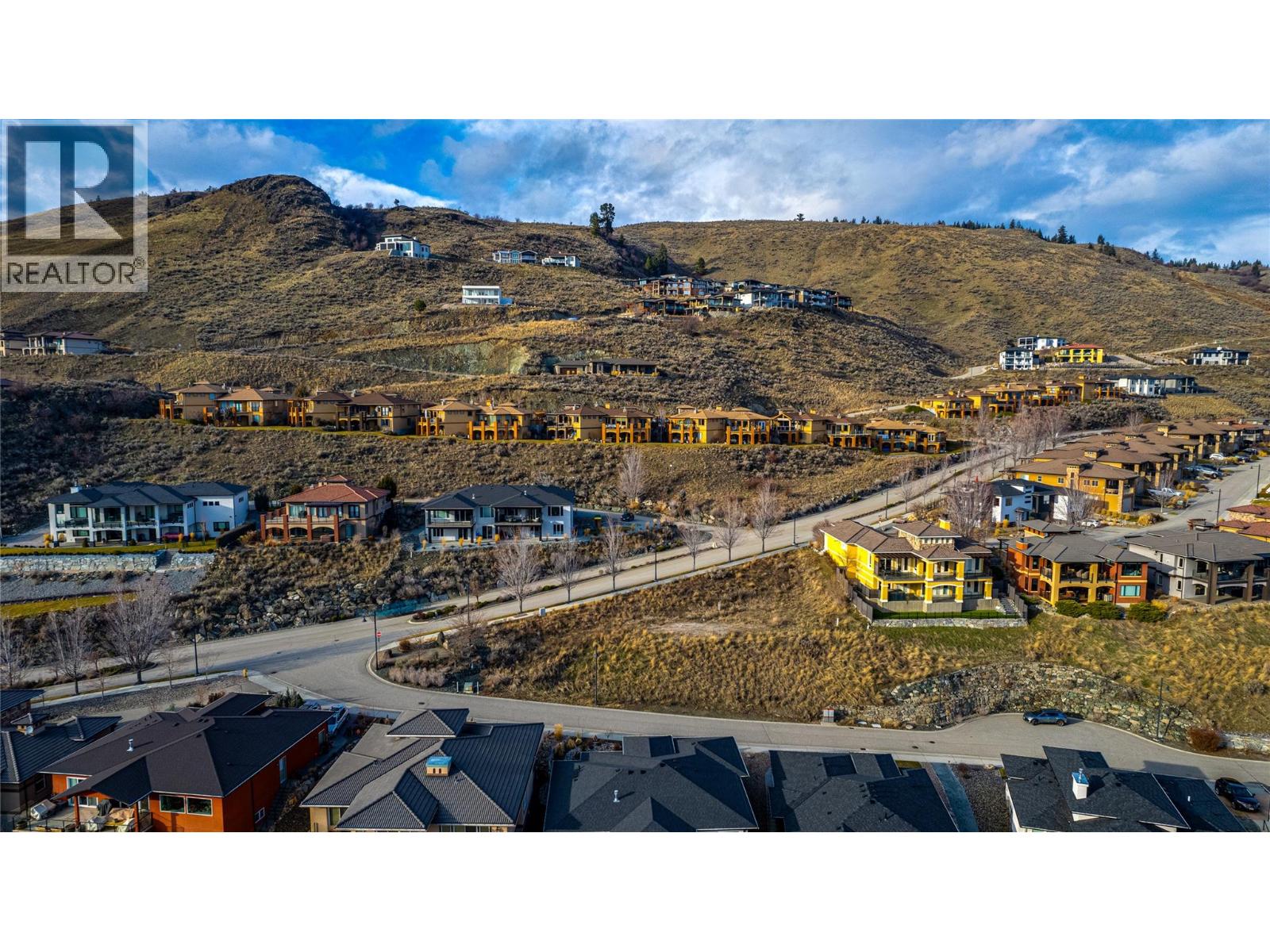 215 Harvest Court, Vernon, British Columbia  V1H 1Z9 - Photo 5 - 10375430