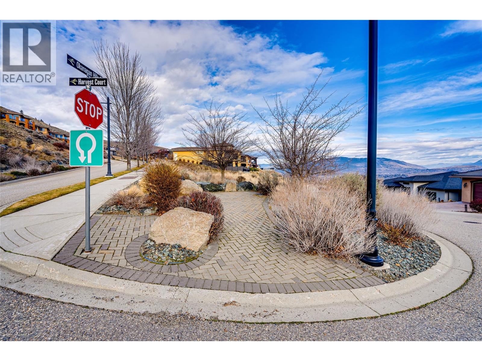 215 Harvest Court, Vernon, British Columbia  V1H 1Z9 - Photo 12 - 10375430