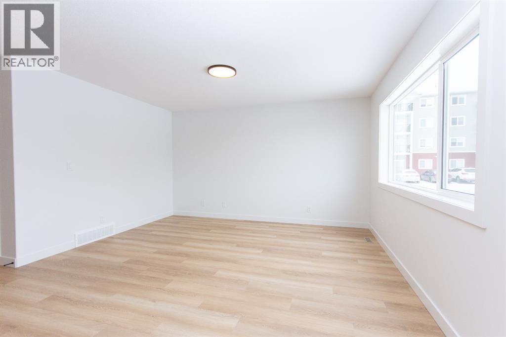 12 Trinity Street, Lacombe, Alberta  T4L 0L1 - Photo 12 - A2282020