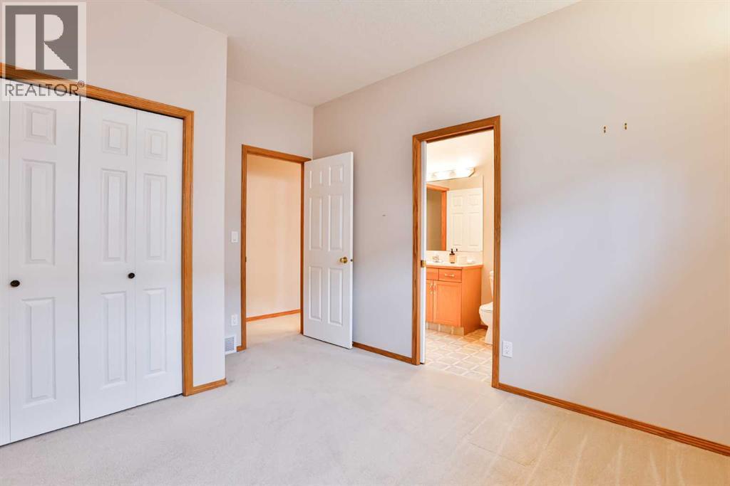 5 Fairmont Bay S, Lethbridge, Alberta  T1K 7J4 - Photo 18 - A2285932