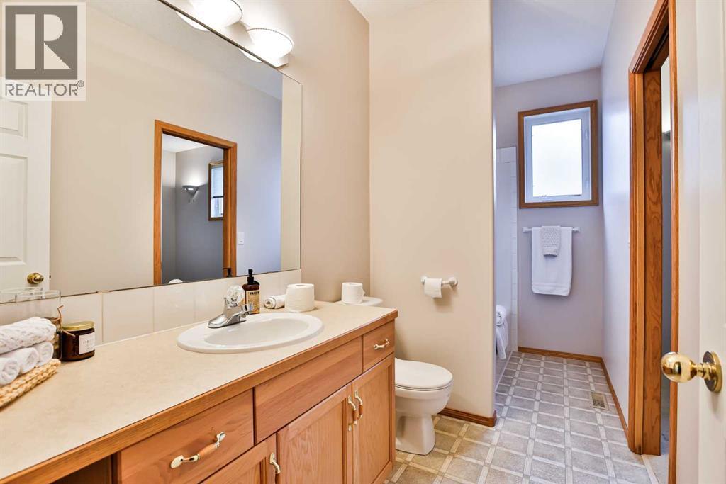 5 Fairmont Bay S, Lethbridge, Alberta  T1K 7J4 - Photo 16 - A2285932