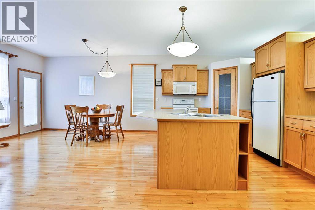 5 Fairmont Bay S, Lethbridge, Alberta  T1K 7J4 - Photo 8 - A2285932