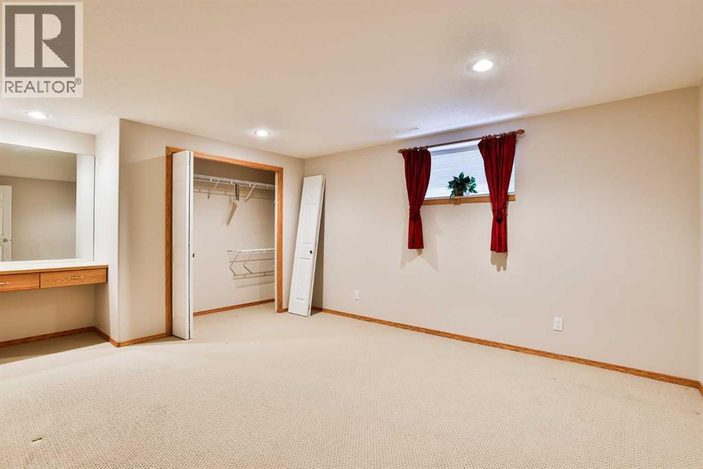 5 Fairmont Bay S, Lethbridge, Alberta  T1K 7J4 - Photo 28 - A2285932