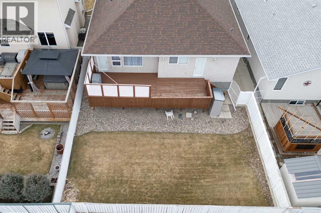 5 Fairmont Bay S, Lethbridge, Alberta  T1K 7J4 - Photo 36 - A2285932